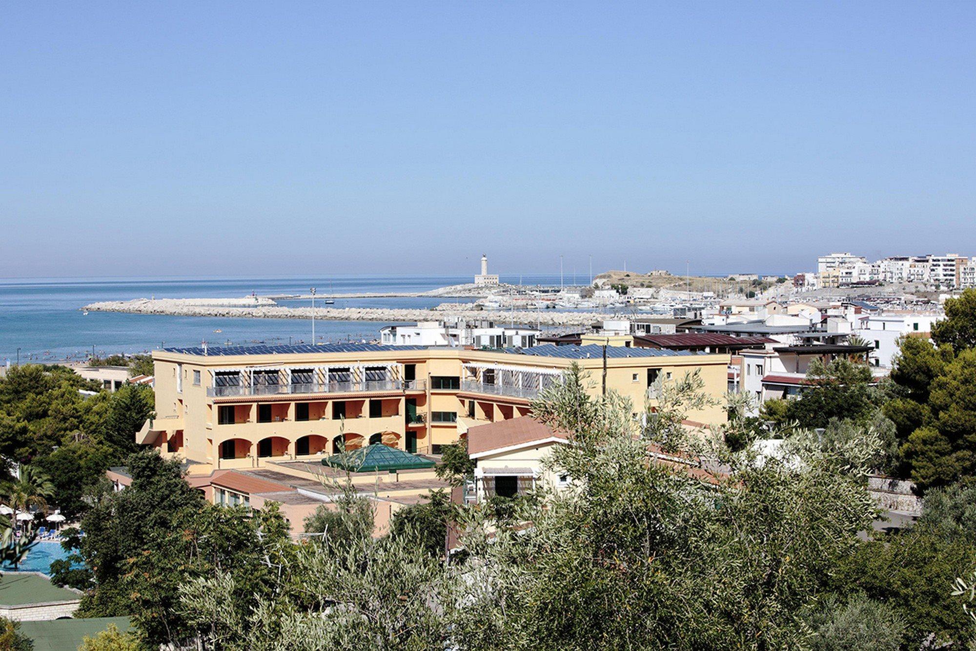 Hotel I Melograni Vieste Esterno foto