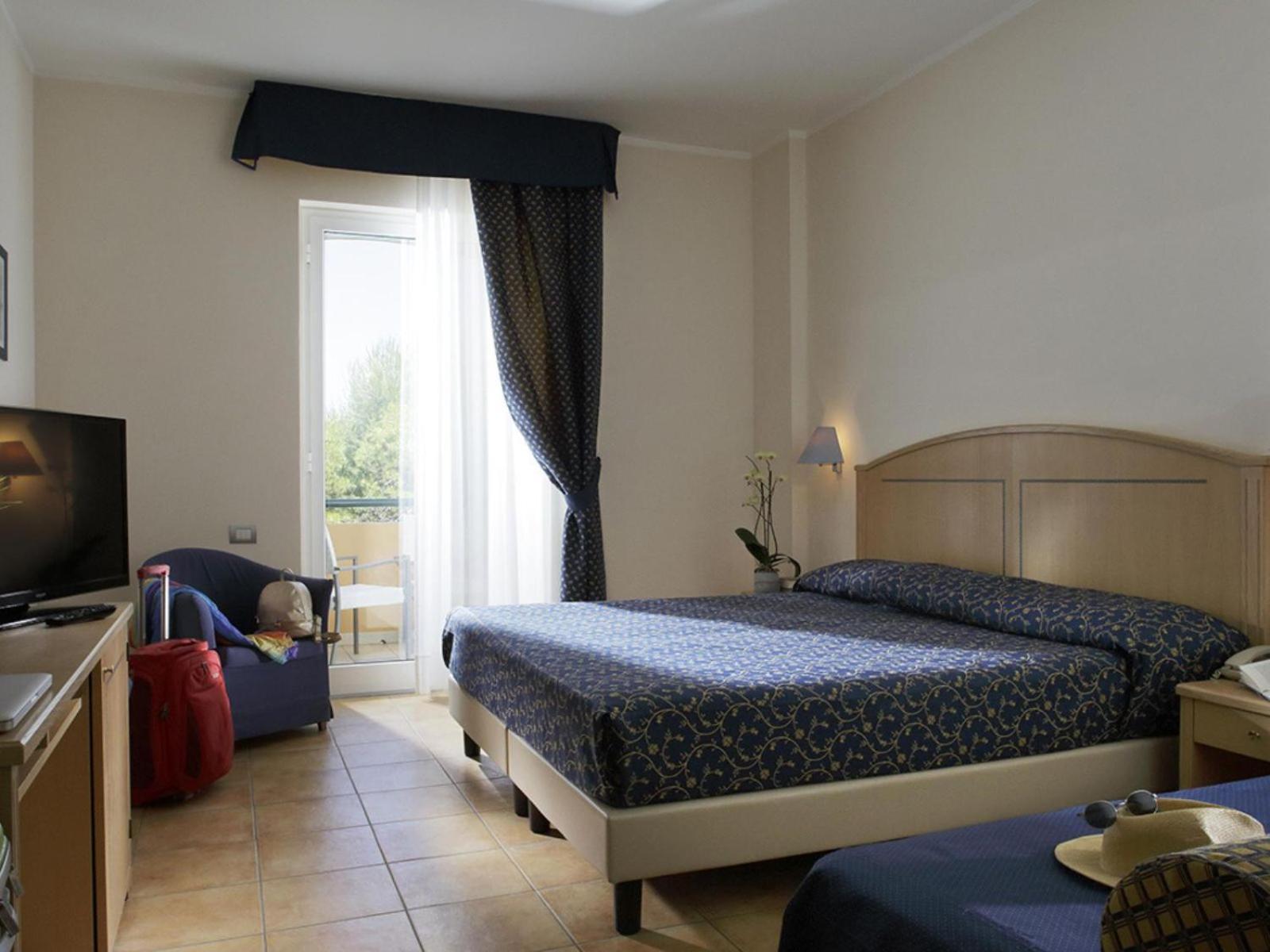 Hotel I Melograni Vieste Esterno foto