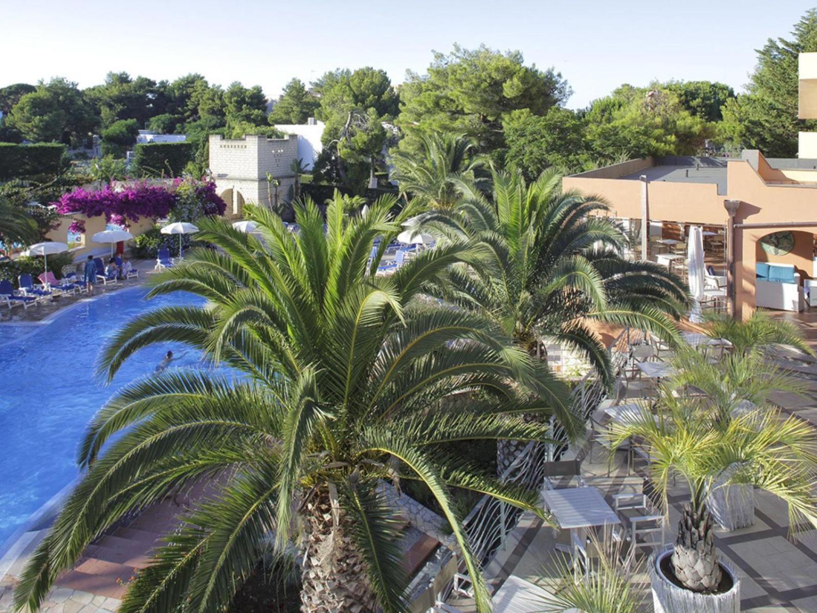 Hotel I Melograni Vieste Esterno foto