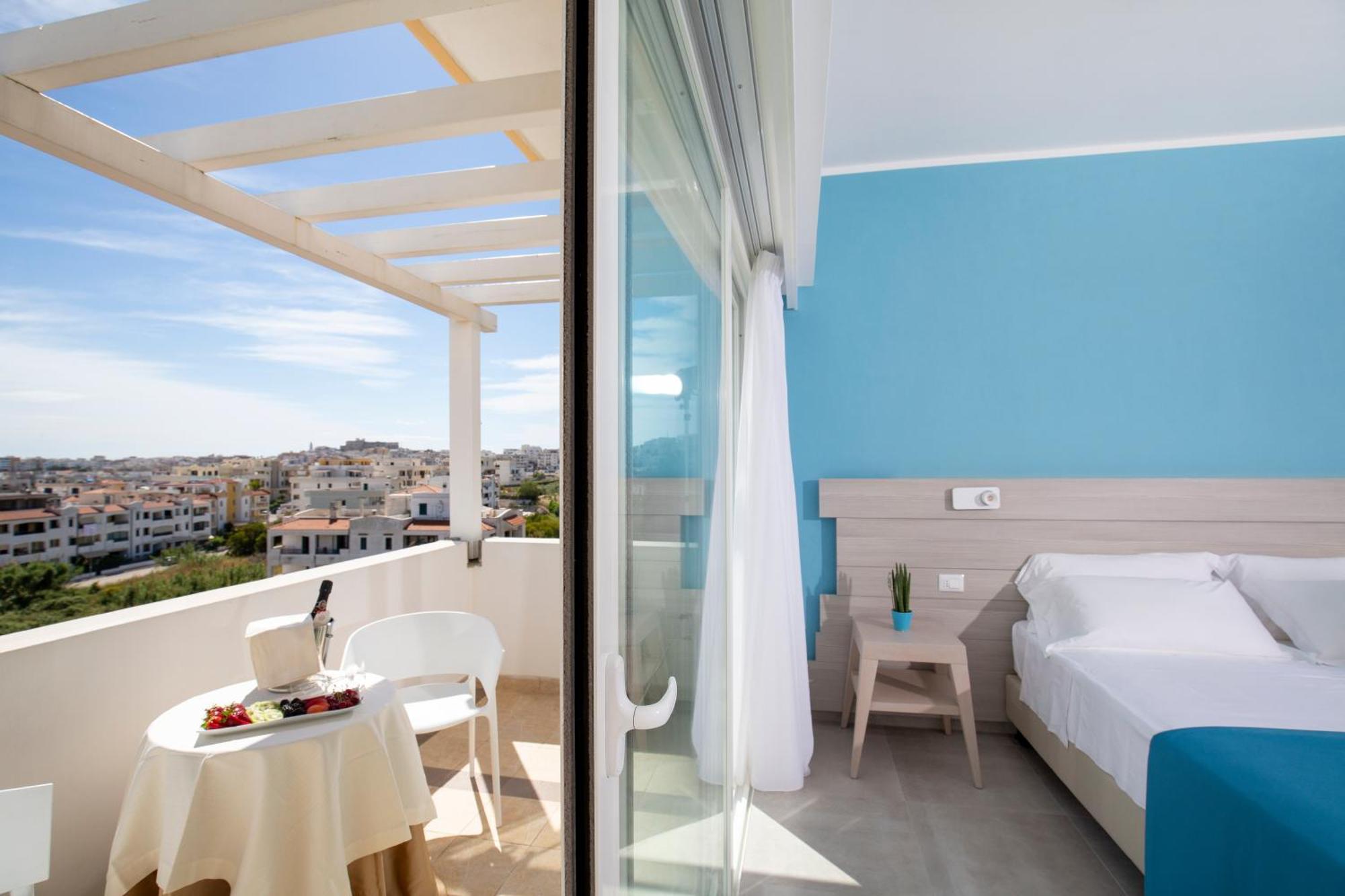 Hotel I Melograni Vieste Esterno foto