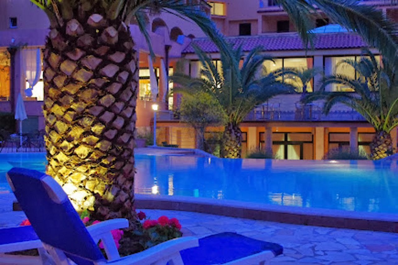 Hotel I Melograni Vieste Esterno foto